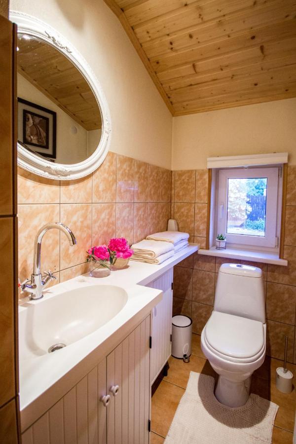 Flower Apartment Βέντσπιλς Εξωτερικό φωτογραφία