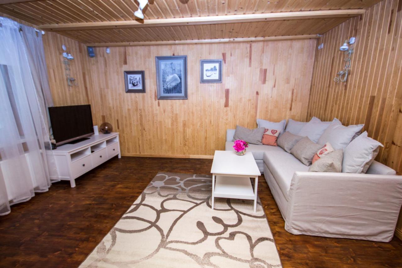 Flower Apartment Βέντσπιλς Εξωτερικό φωτογραφία