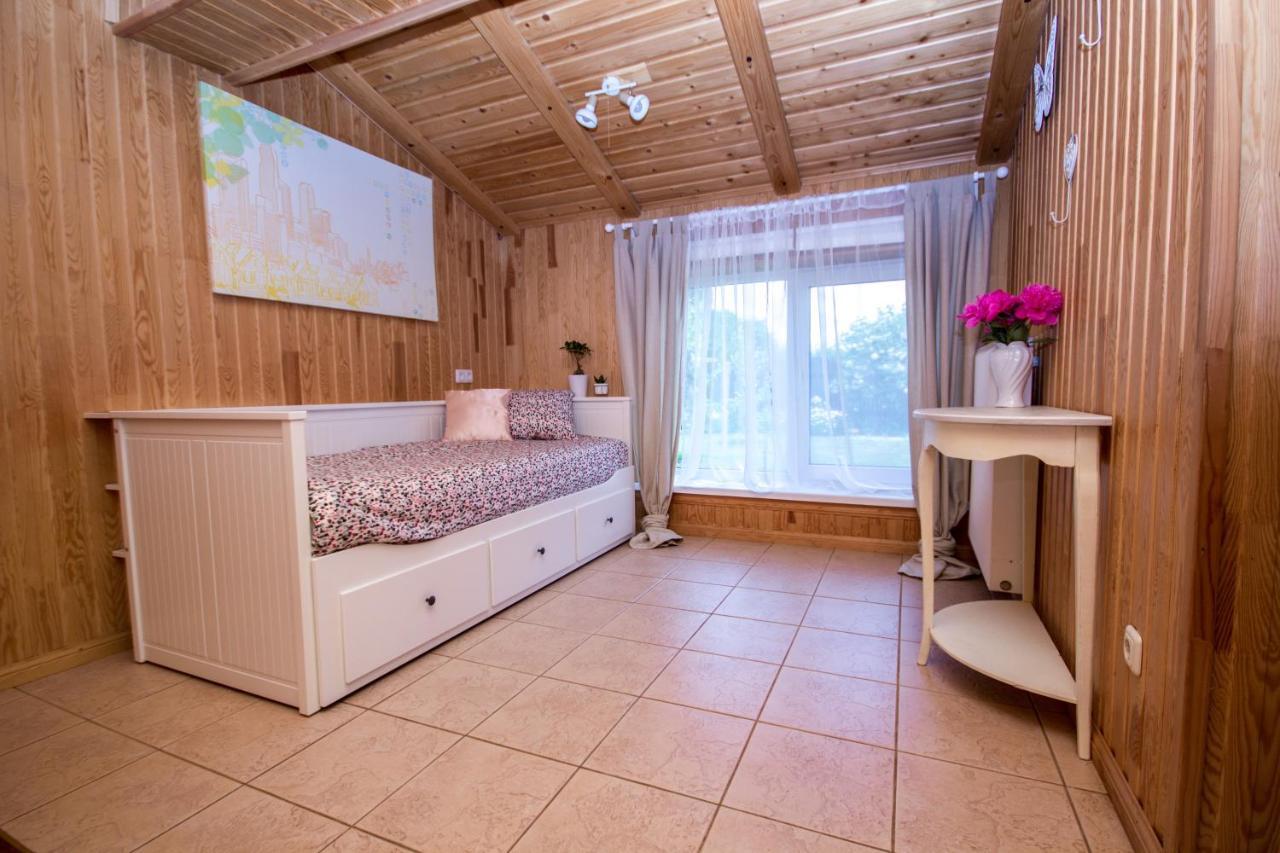 Flower Apartment Βέντσπιλς Εξωτερικό φωτογραφία