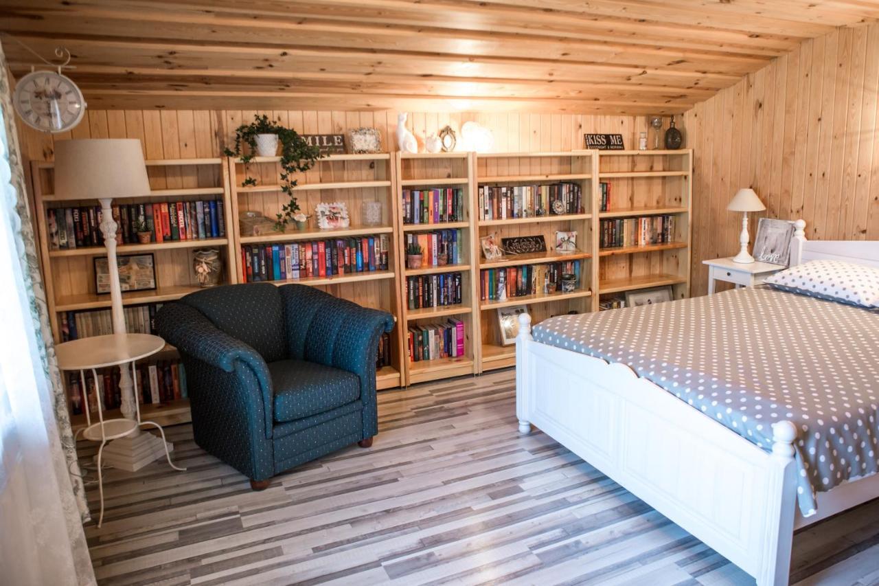 Flower Apartment Βέντσπιλς Εξωτερικό φωτογραφία